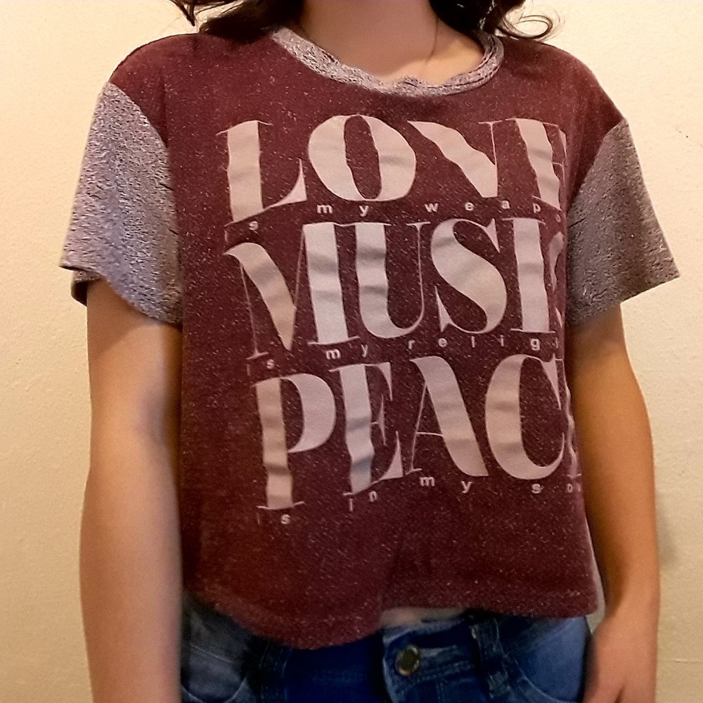Graphic Crop Top